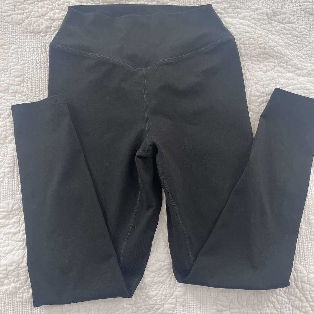 Black balance leggings